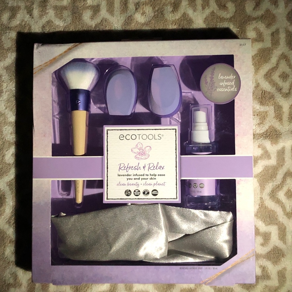 🆕 EcoTools Refresh And Relax Lavender Kit